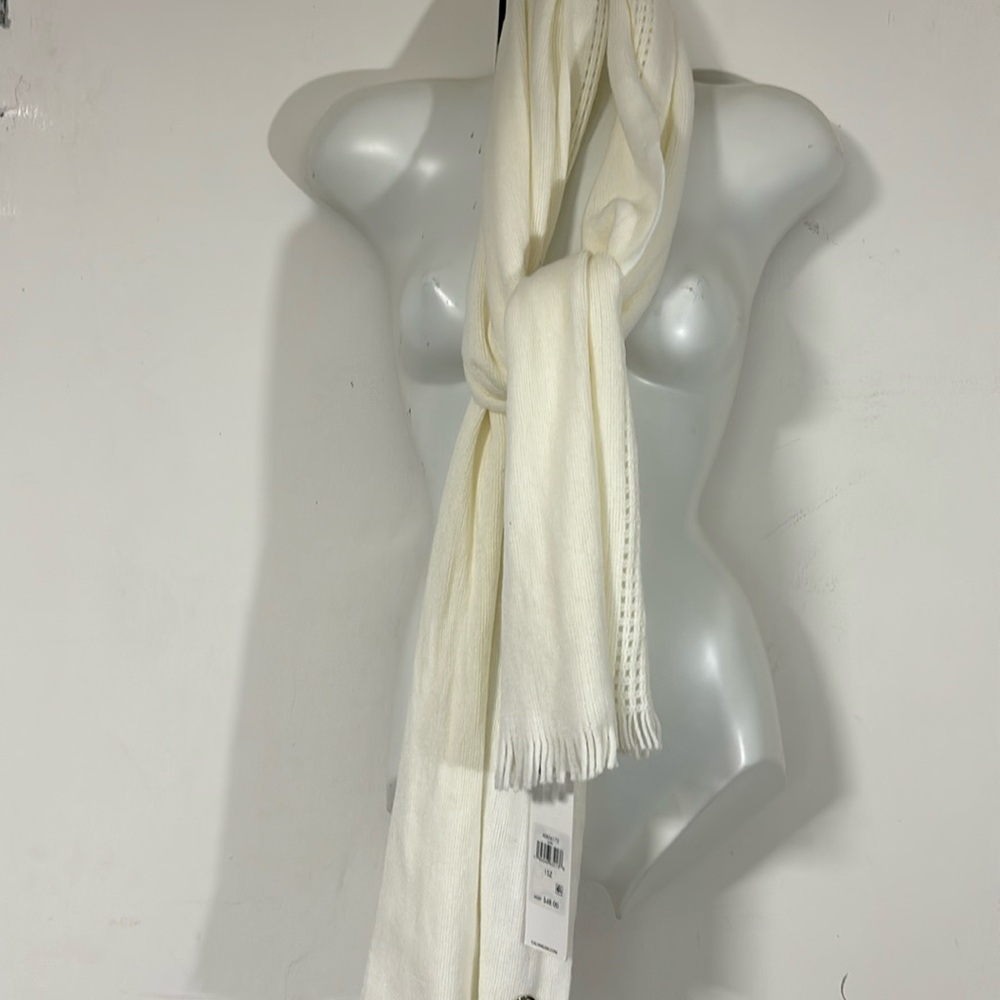 NWT Calvin Klein Off White Scarf